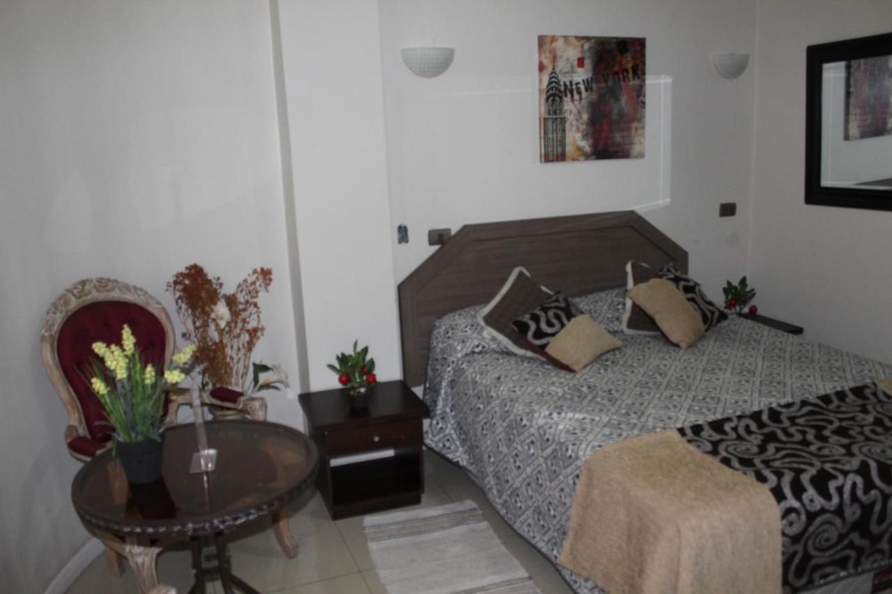Hostal Quinta Normal Antofagasta Buitenkant foto